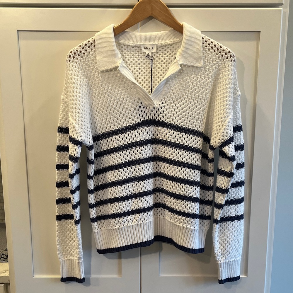 Womens’ Le Lis White and Navy Polo-collar Sweater Small